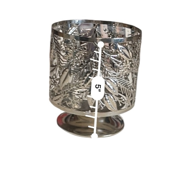 Bath and Body Works  candle holder silver tone winter Christmas Holly snowflake - Picture 6 of 6